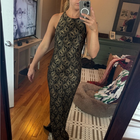 Vintage Jessica Howard Gold and Black Floor Length Gown - Picture 3 of 6